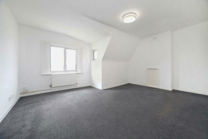 1 Bedroom Apartment To Rent In Lewisham High Street, SE13