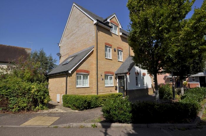 3 Bedroom Semi-Detached House To Rent In Deer Park Way, Waltham Abbey, EN9