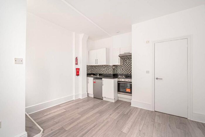 Studio To Rent In Sumatra Road, West Hampstead, London, NW6