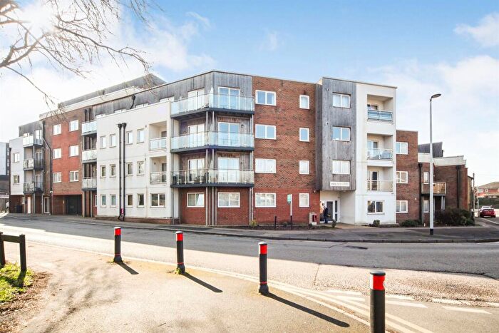 1 Bedroom Flat For Sale In Dudley Street, Luton, LU2