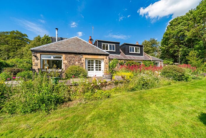 5 Bedroom Detached House For Sale In Rathillet, Rathillet, KY15