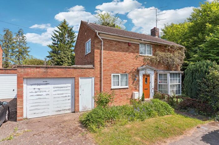 3 Bedroom Detached House For Sale In The Jinnings, Welwyn Garden City, AL7