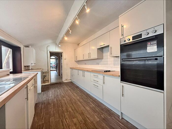 5 Bedroom Terraced House For Sale In St. Georges Road, Great Yarmouth, NR30