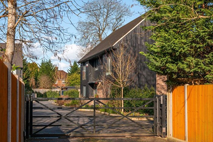 3 Bedroom Semi Detached House For Sale In Brompton Close, Reigate, RH2