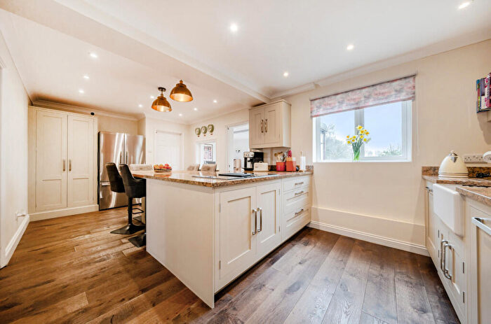 4 Bedroom Semi-Detached House For Sale In Grange Farm Cottages, Little Chesterton, Bicester, OX25