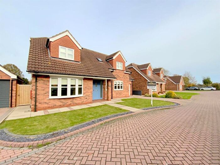 2 Bedroom Detached House For Sale In Markhams Orchard, Grimsby, DN33