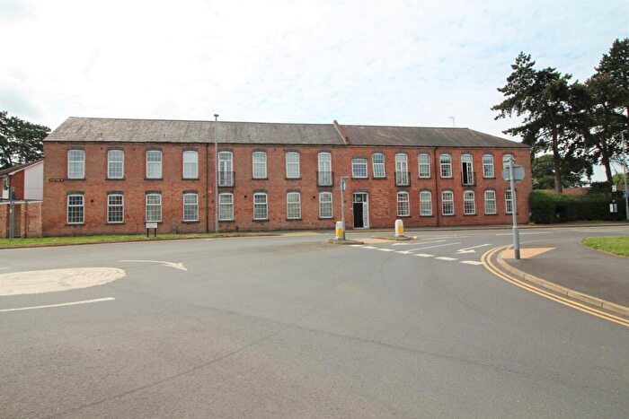 2 Bedroom Flat To Rent In Clifton Road, Ruddington, NG11