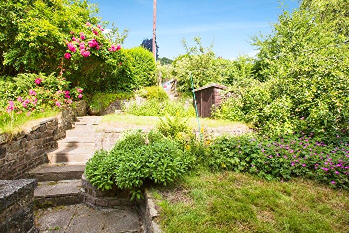 3 Bedroom Terraced House For Sale In Slater Avenue, Hebden Bridge, HX7