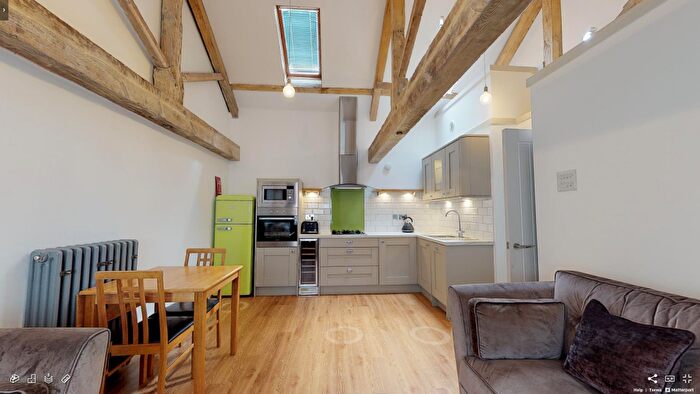 2 Bedroom Apartment To Rent In Vauxhall Street, Plymouth, PL4