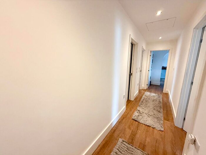 2 Bedroom Apartment To Rent In Carrington Street, Nottingham, Nottinghamshire, NG1