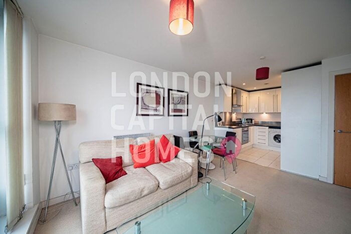1 Bedroom Flat To Rent In Hallsville Road, London, E16