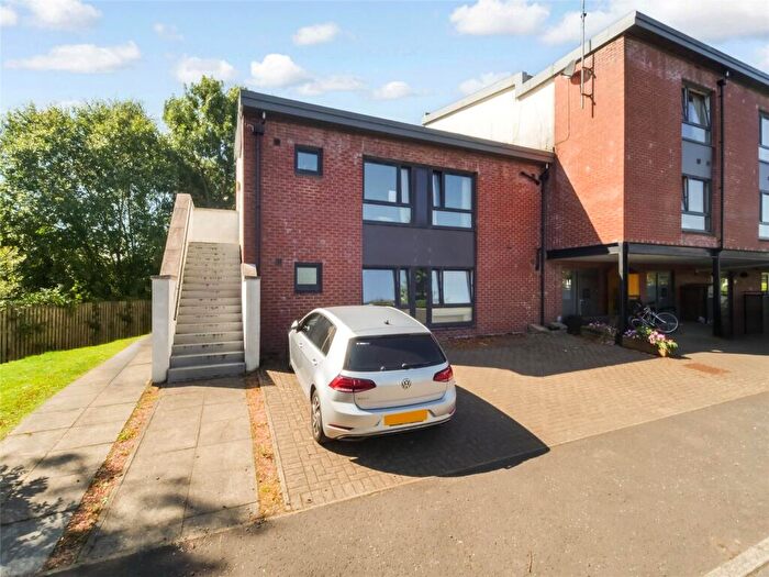 2 Bedroom Flat For Sale In Shuna Crescent, Maryhill, Glasgow, G20