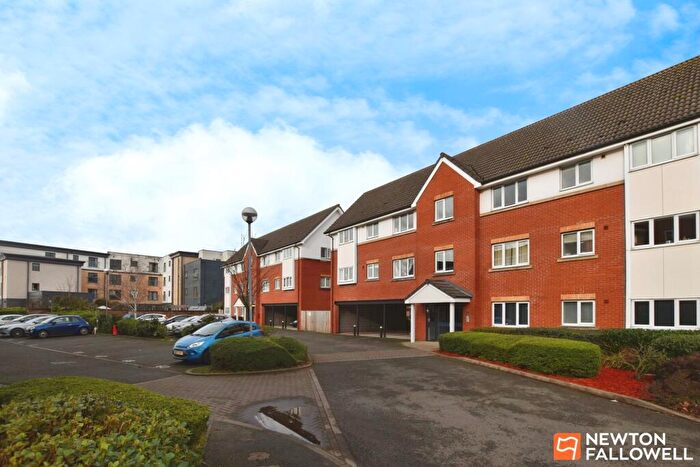 2 Bedroom Flat For Sale In Barnsdale Close, Loughborough, LE11