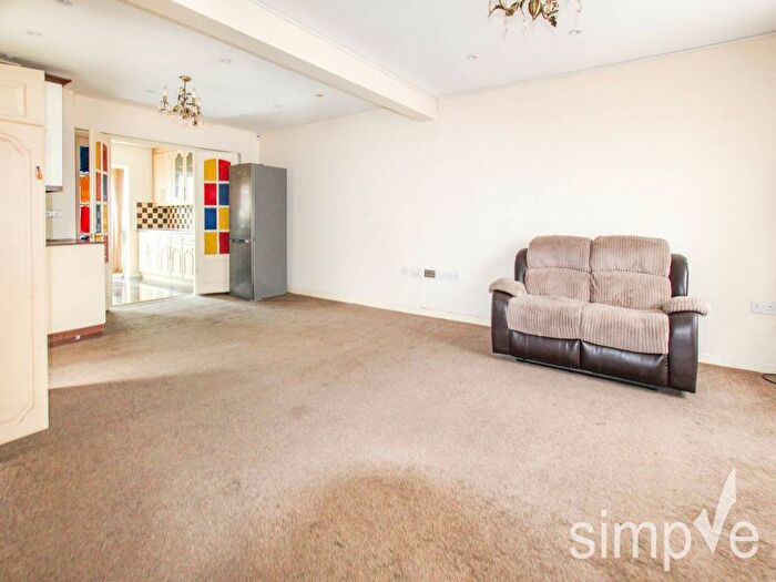 3 Bedroom Property To Rent In Elers Road, Hayes, Middlesex, UB3