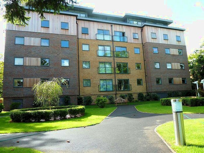 2 Bedroom Apartment To Rent In Priory Point, Southcote Lane, Reading, RG30