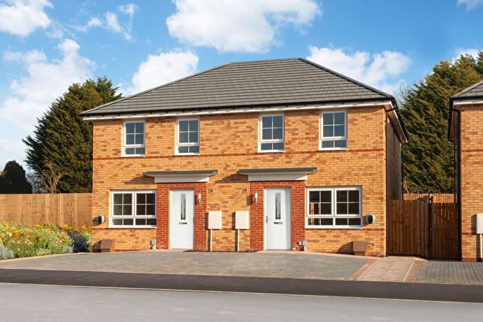 3 Bedroom End Of Terrace House For Sale In "Maidstone" At Abbey View Road, Whitby, YO22