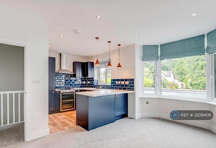 1 Bedroom Flat To Rent In Brackendene, Hindhead, GU26