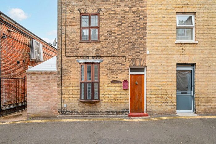 2 Bedroom Terraced House For Sale In Wellington Road, Great Yarmouth, NR30