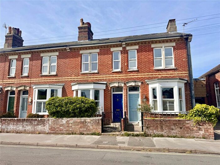 2 Bedroom Terraced House For Sale In Emsworth Road, Lymington, Hampshire, SO41