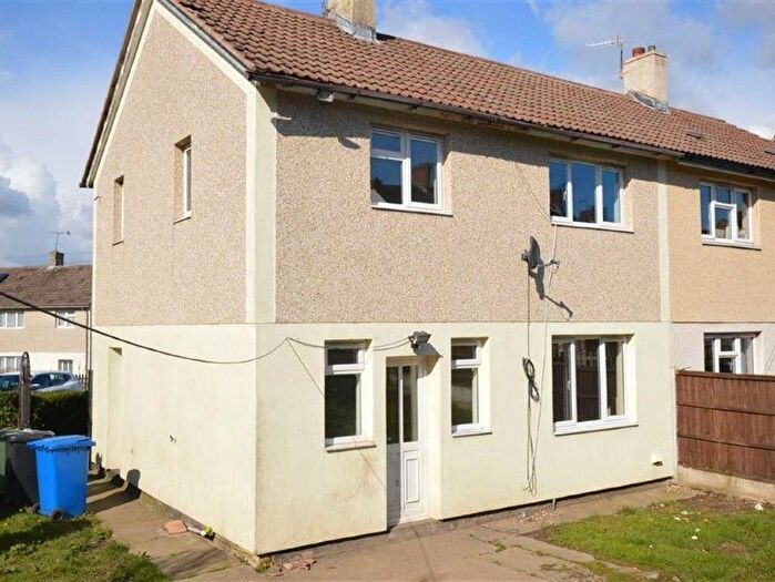 Semi Detached House For Sale In Cornwall Drive, Brimington, Chesterfield, Derbyshire, S43