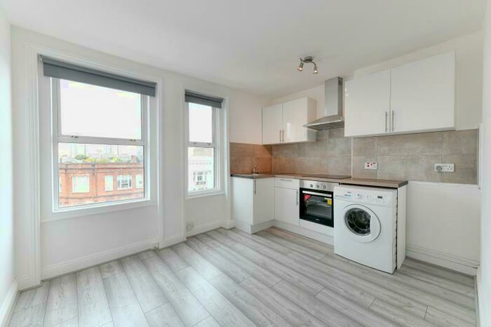 2 Bedroom Flat To Rent In Kilburn High Road, London, NW6