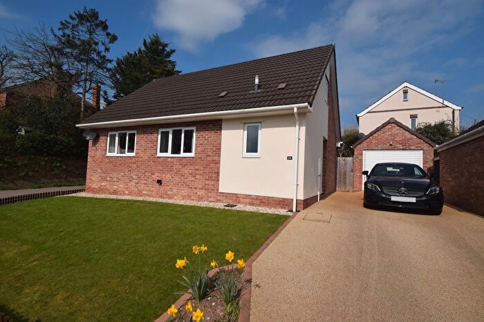 3 Bedroom Detached Bungalow For Sale In Hollies Close, Middlezoy, TA7