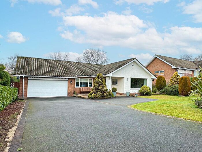 4 Bedroom Detached Bungalow For Sale In Long Meadow, Wirral, CH60