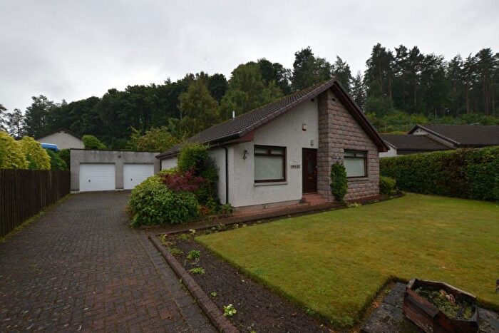 3 Bedroom Bungalow To Rent In Woodside Drive, Forres, IV36