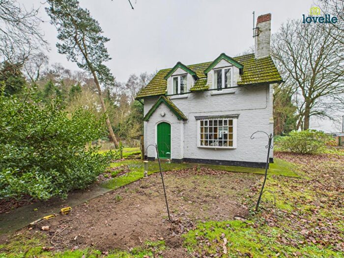 3 Bedroom Detached House For Sale In North Kelsey Road, Caistor, LN7