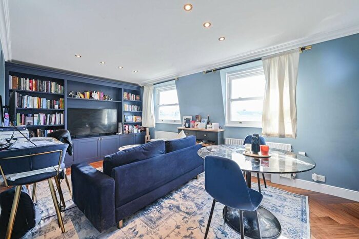 2 Bedroom Flat For Sale In Finborough Road, Chelsea, London, SW10