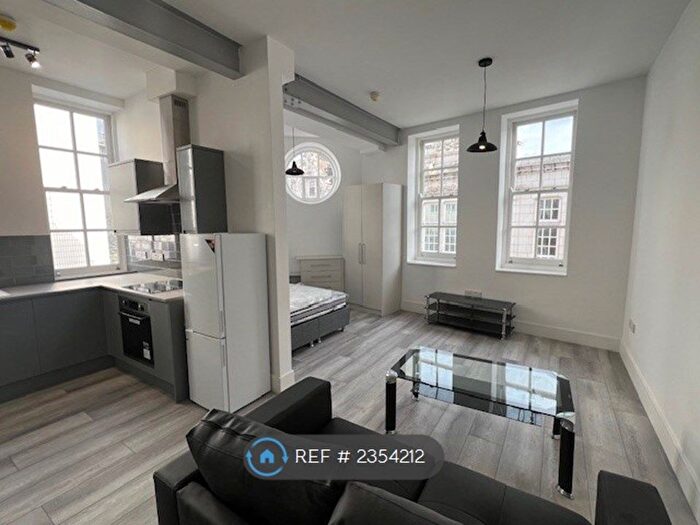 1 Bedroom Flat To Rent In Kirkgate Lofts, Leeds, LS1
