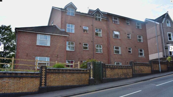 1 Bedroom Apartment To Rent In Dunbarton House, Brynmill, SA1