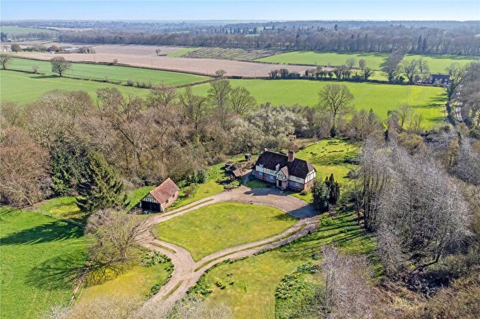 3 Bedroom Detached House For Sale In Hog End Lane, St. Albans, Hertfordshire, AL3