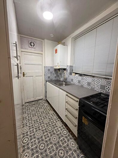 Block Of Flats To Rent In Bermans Way, London, NW10