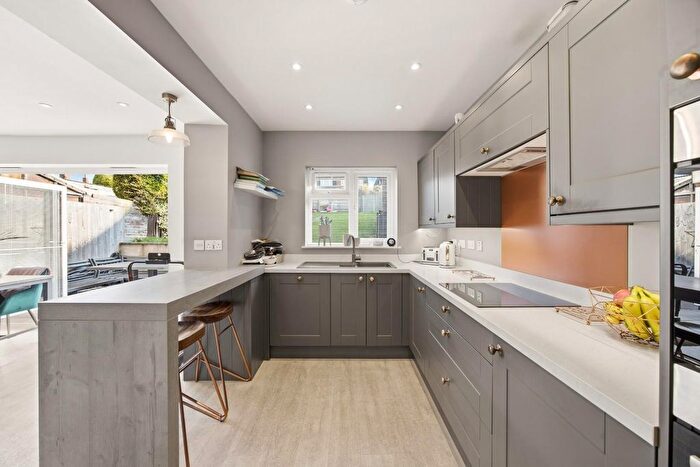 3 Bedroom End Terrace House For Sale In Hengrove Lane, Bristol, BS14