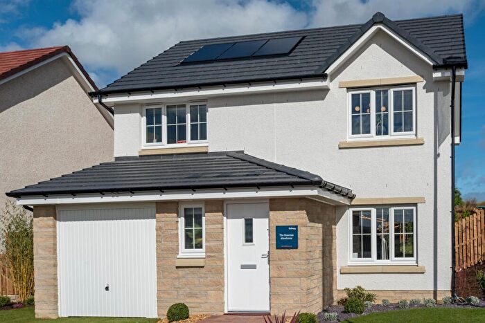 3 Bedroom Detached House For Sale In Newhouse Road, East Kilbride, Glasgow, G75