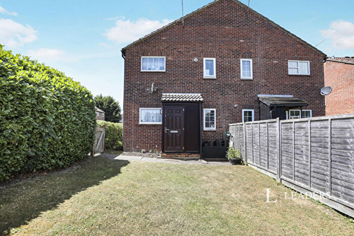 1 Bedroom Semi-Detached House To Rent In Estcots Drive, East Grinstead, RH19