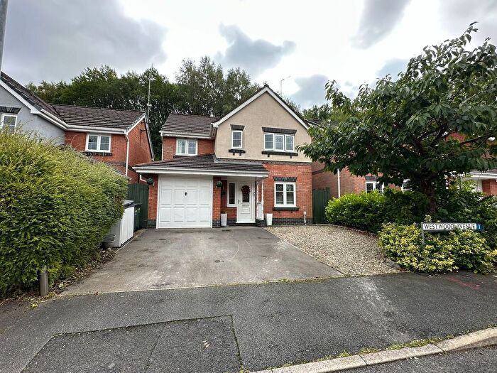 4 Bedroom Detached House For Sale In Westwood Avenue, Hyde, SK14