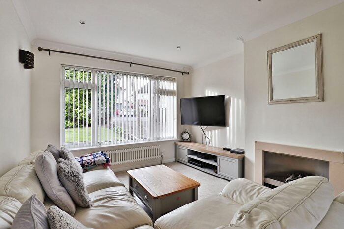 2 Bedroom Bungalow For Sale In Yarmouth Road, Poole, Dorset, BH12