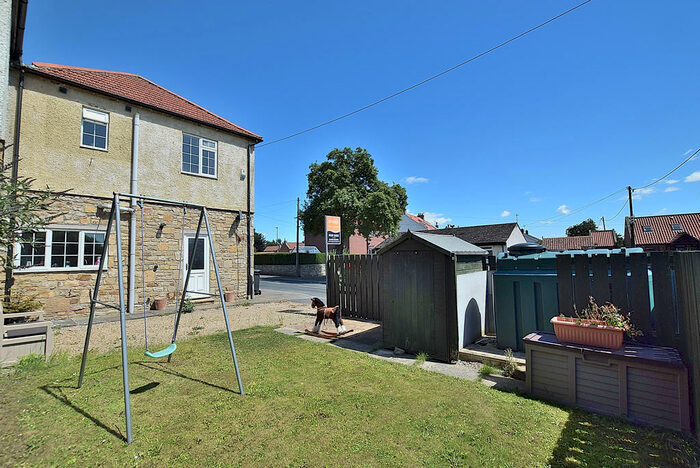 3 Bedroom Semi-Detached House For Sale In Stubbins Court, Eppleby, DL11