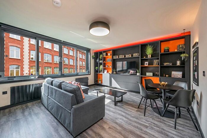 2 Bedroom Flat To Rent In Old Compton Street, Soho, W1D