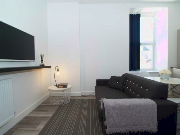2 Bedroom Apartment To Rent In Queen Anne Terrace, Plymouth, PL4