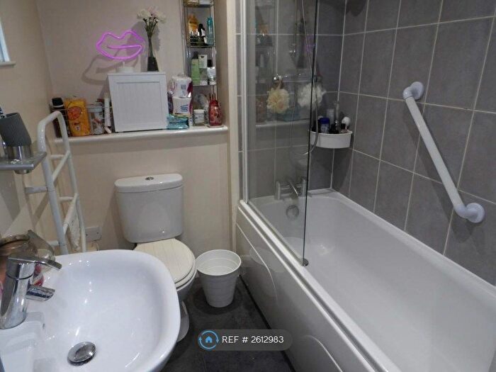1 Bedroom Flat To Rent In Church Street, Stanground, Peterborough, PE2
