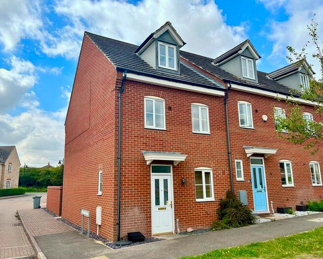 3 Bedroom Town House To Rent In The Pollards, Bourne, PE10
