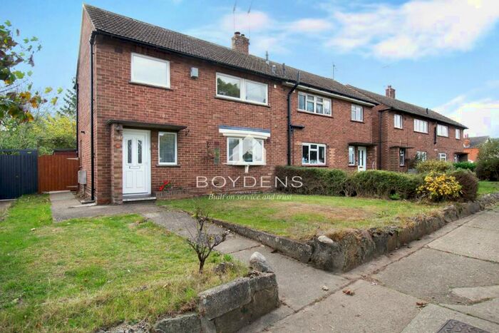 3 Bedroom Semi-Detached House To Rent In Prettygate Road, Colchester, Essex, CO3