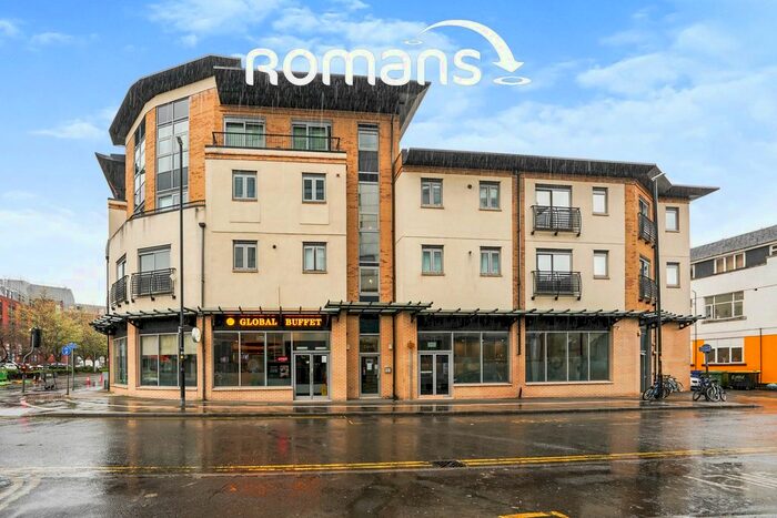 2 Bedroom Flat To Rent In Linden Court, Holbrook Way, Swindon, SN1