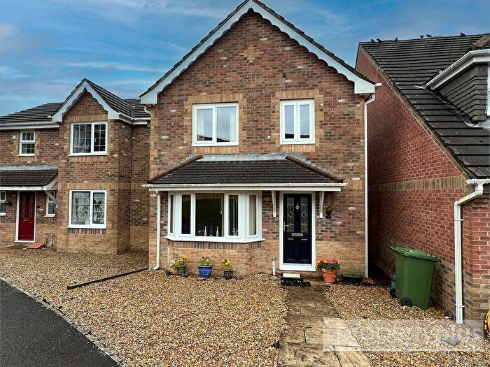3 Bedroom Semi-Detached House For Sale In Cedar Wood Drive, Tonyrefail, Rhondda Cynon Taff, CF39