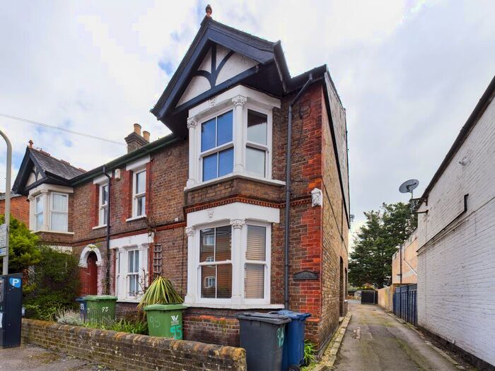3 Bedroom Semi-Detached House To Rent In Queens Road, High Wycombe, HP13