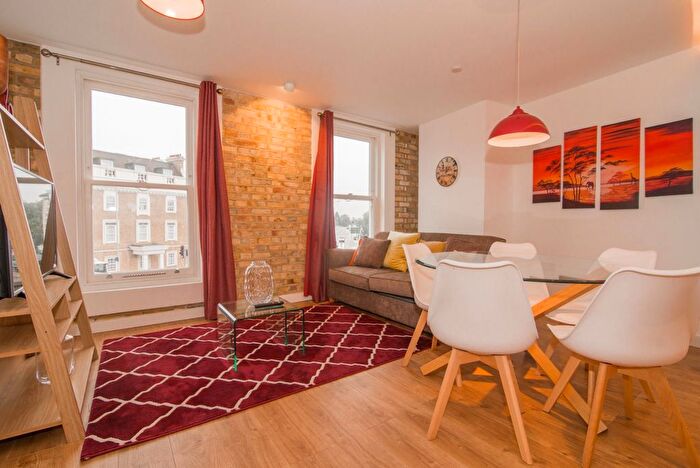 2 Bedroom Flat To Rent In Kew Bridge Road, Brentford, TW8