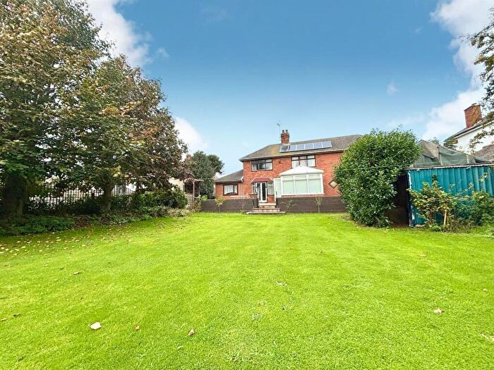 4 Bedroom House For Sale In East Newton Road, Aldbrough, Hull, HU11